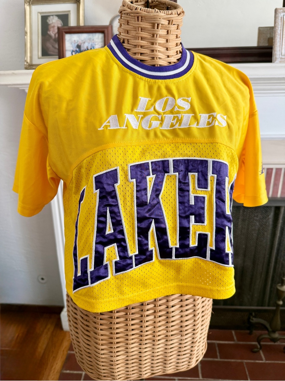 F21 Los Angeles NBA Lakers basketball crop jersey top Small